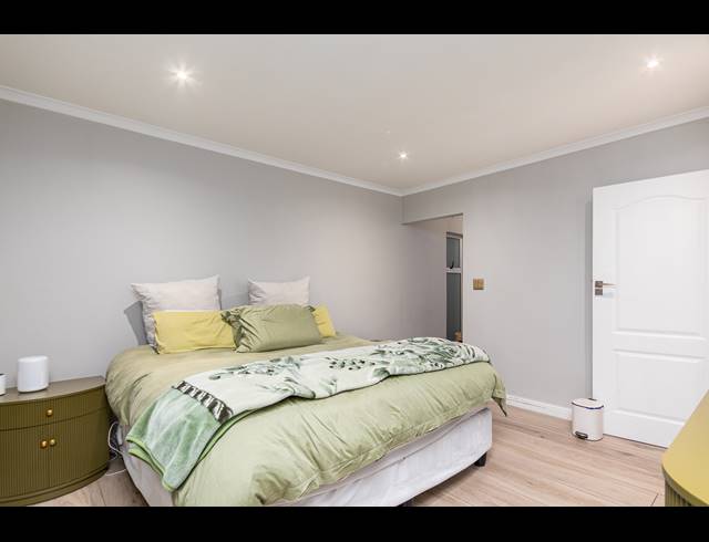 6 BEDROOM FREEHOLD FOR SALE IN TIJGERHOF